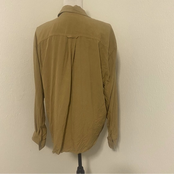 NY Jeans Women’s Size XL Long Sleeve Button Up Blouse Tan - Picture 4 of 6